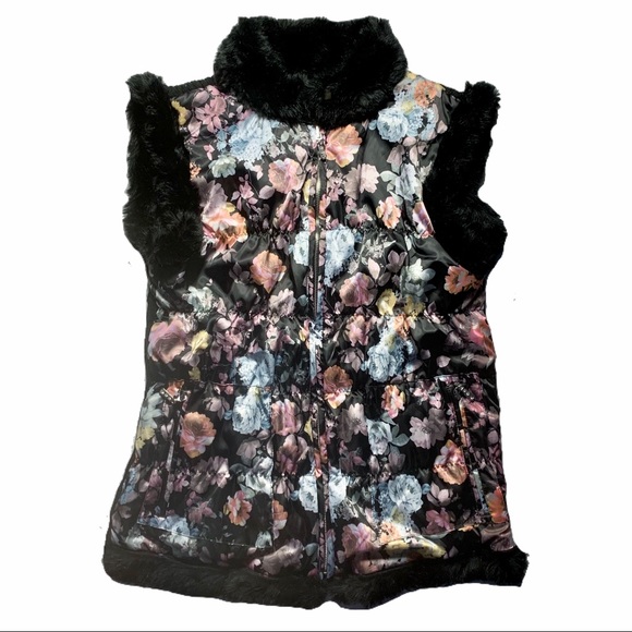 🔥Black Faux Fur NWT Quilted Reversible Zip Vest L - Picture 2 of 8